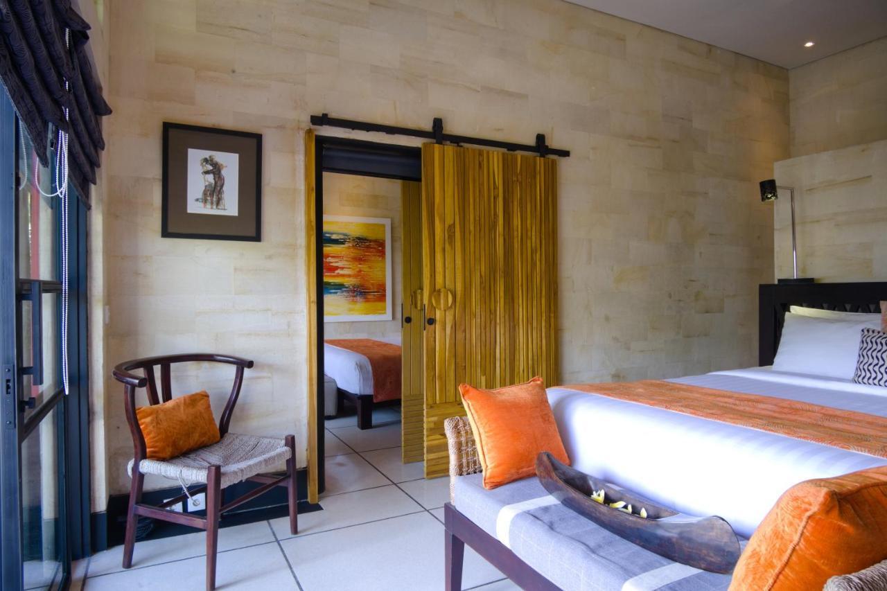 Amanputri Villa Seminyak Buitenkant foto