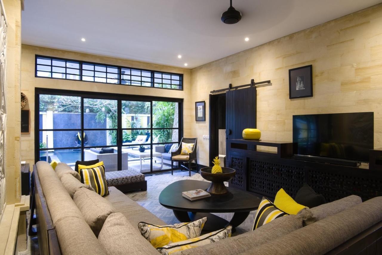 Amanputri Villa Seminyak Buitenkant foto