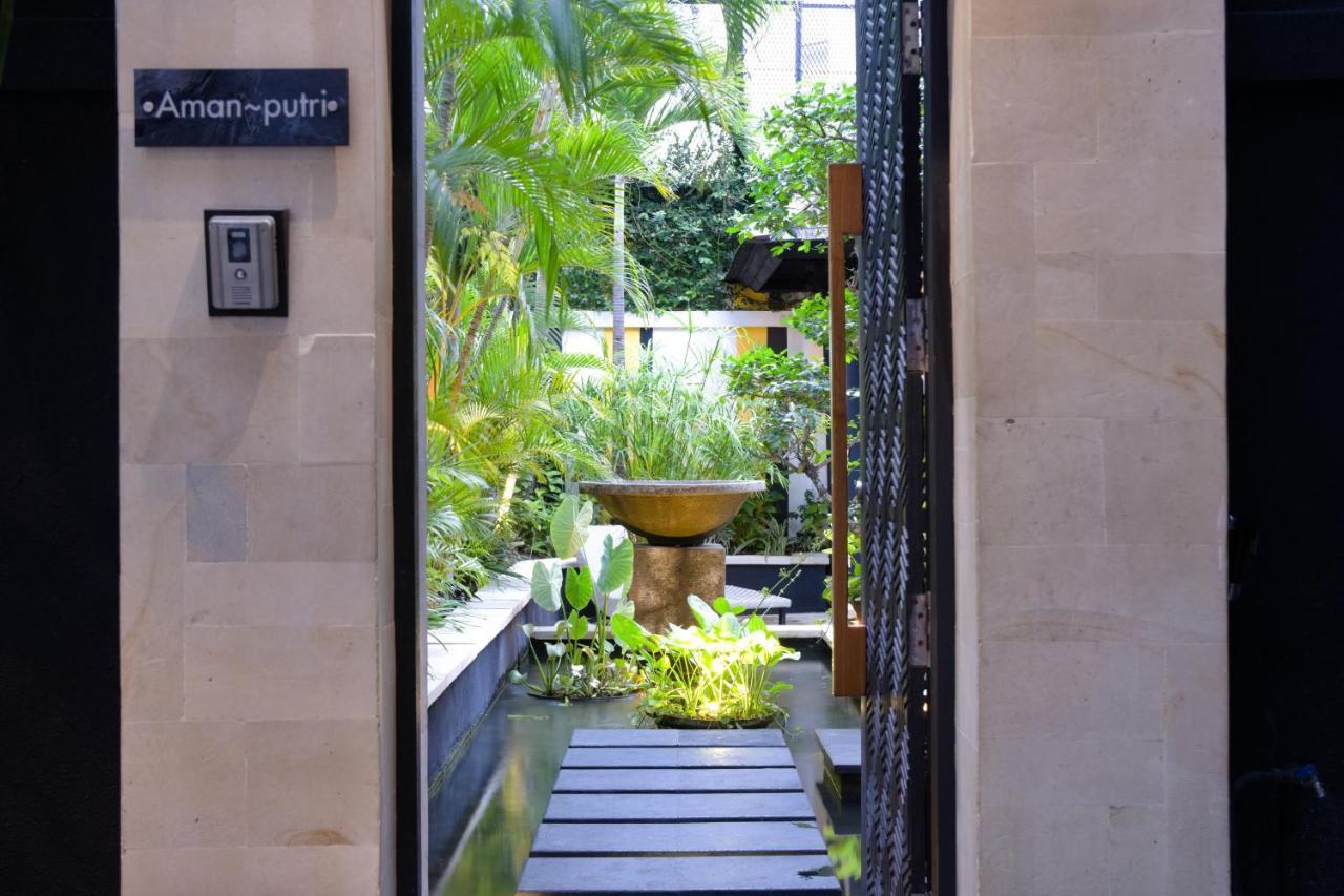 Amanputri Villa Seminyak Buitenkant foto