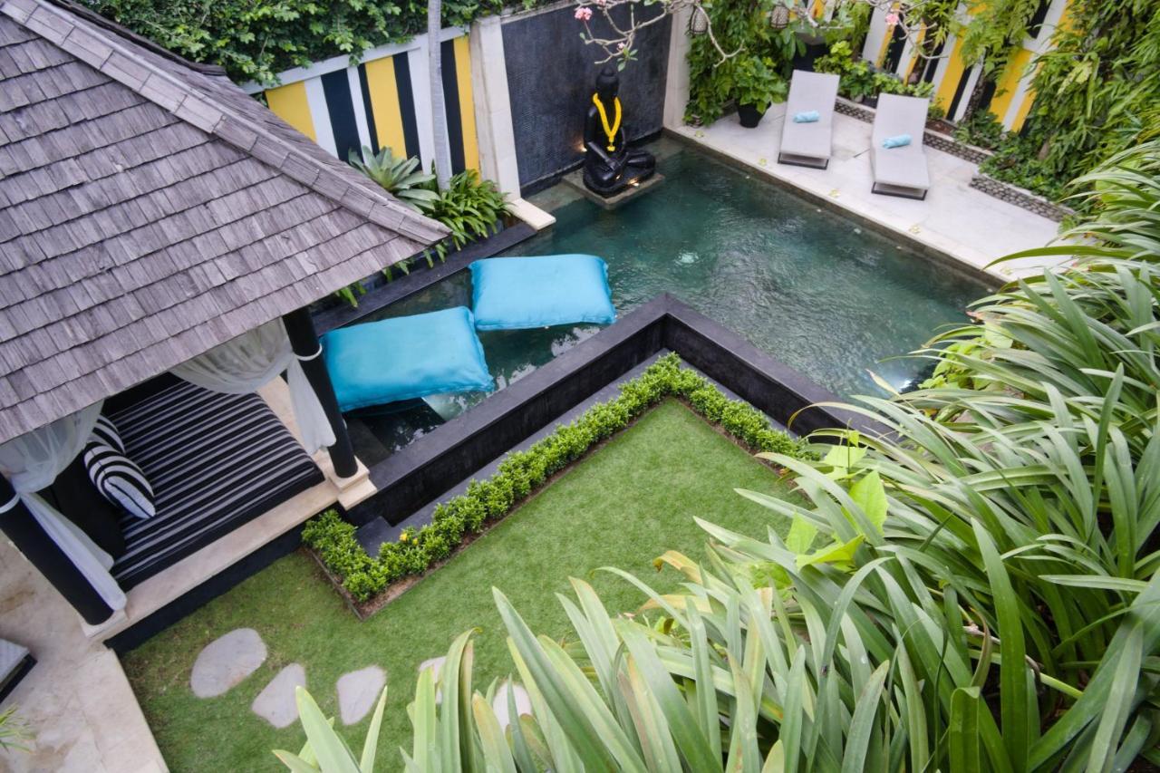 Amanputri Villa Seminyak Buitenkant foto